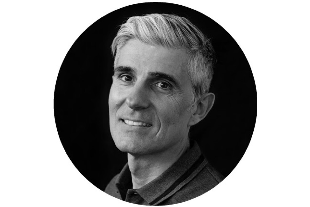 Laurent, g&eacute;rant de l'E-Road Center d'A&iuml;re